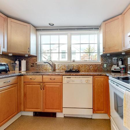 Cape Point Escape Apartment Provincetown Bagian luar foto